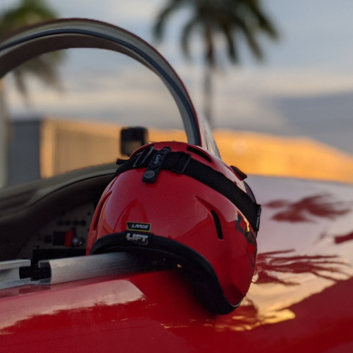 AV-1 KOR With Visor - Red, Customizable - LIFT Aviation